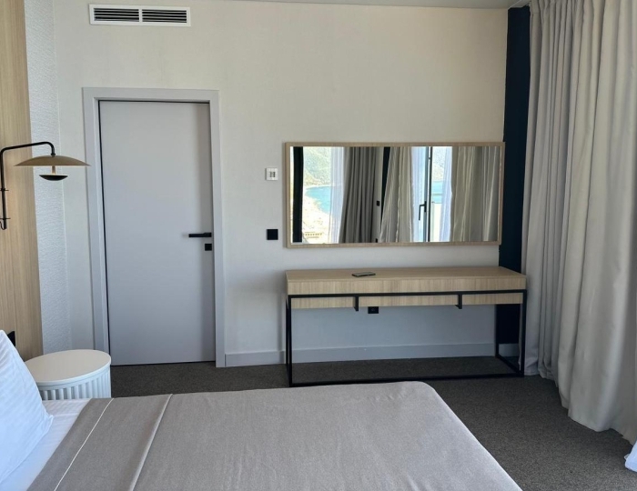 Люкс 2-местный 2-комнатный - Отель «Изумруд» Гагра