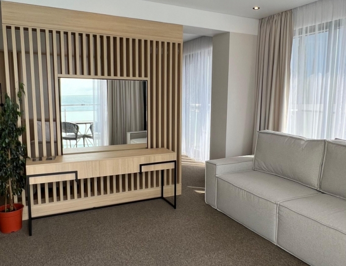 Полулюкс 2-местный 1-комнатный полулюкс повышенной комфортности - Отель «Изумруд» Гагра