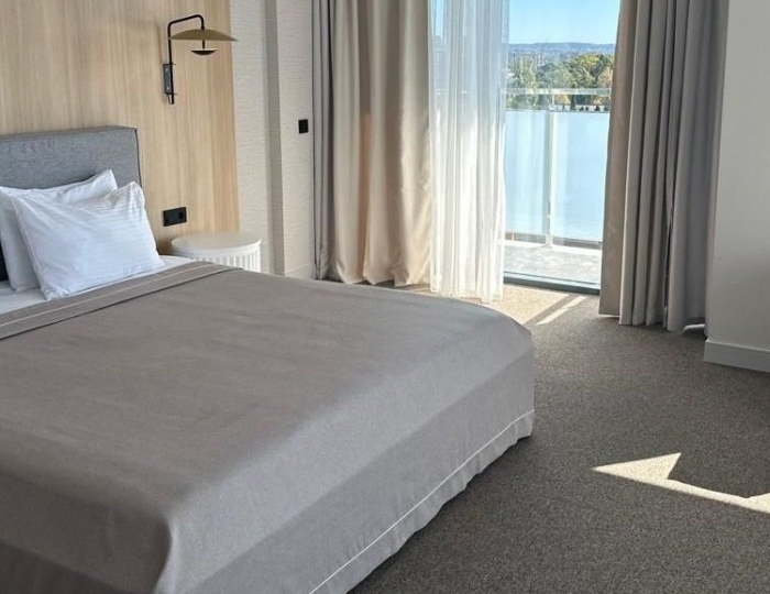 Семейный 2-местный 2-комнатный семейный - Отель «Изумруд» Гагра